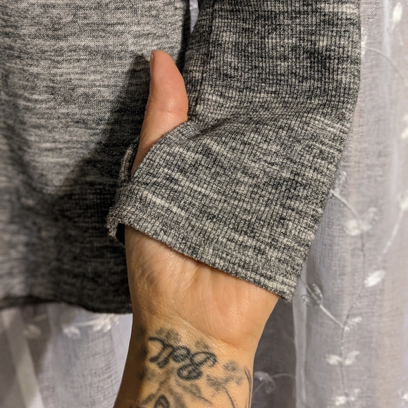 Calvin klein sweater - Picture 3 of 5